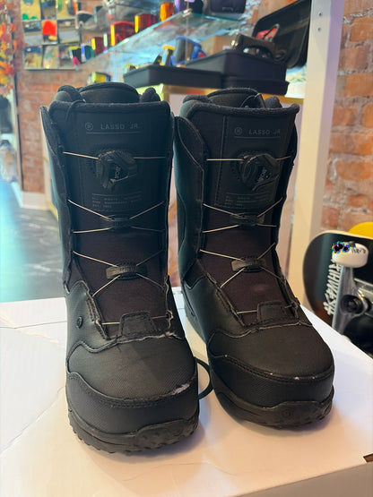 USED Ride Lasso Jr Snowboard Boots Size 3