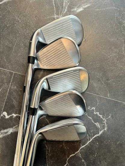 USED Cobra F-Max Superlite Iron Set (P,6,7,8,9,) RH