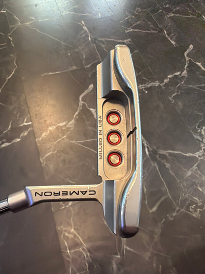 USED Scotty Cameron Special Select New Port Putter w/Cover RH
