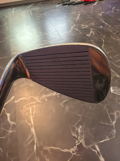 USED Momentus Swing Grip Trainer 48oz RH