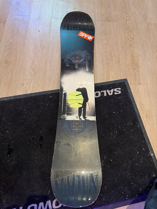 USED Salomon villain 138 snowboard