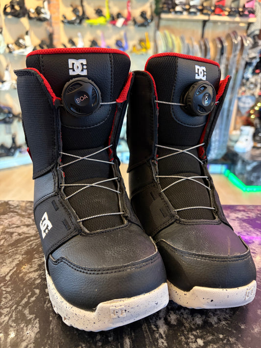 USED DC Scout 2023 Snowboard boots US Youth 2.0