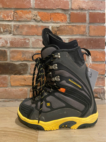 DC - Used Men’s Snowboard Boots,