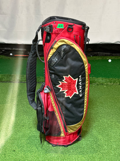 USED Nike Golf Team Canada Bag with Stands
