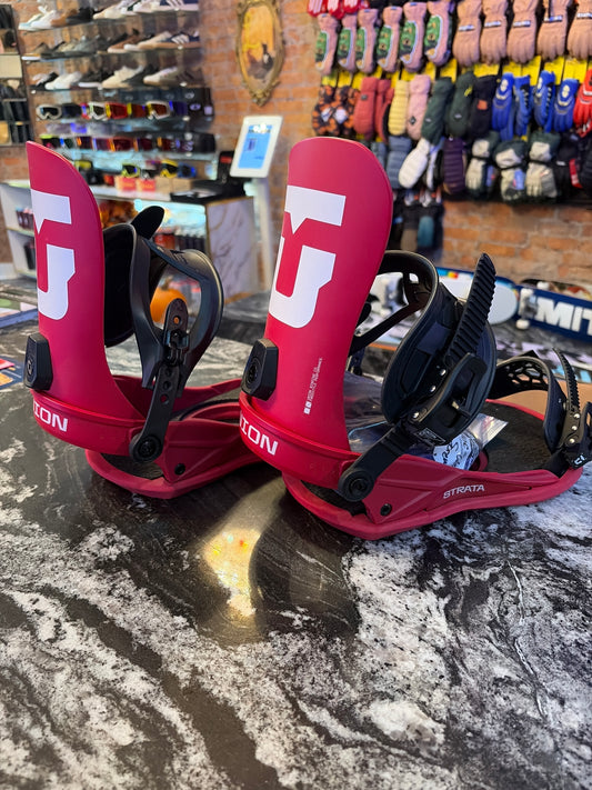 USED Union Strata Bindings Red Size M