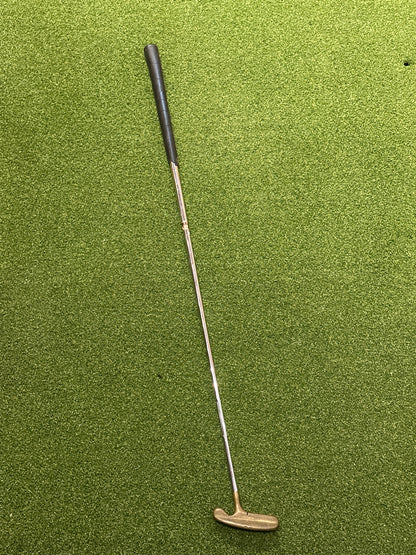 USED Acushnet Putter RH
