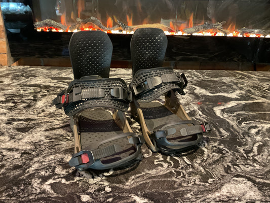 Bataleon - DEMO, Unisex Snowboard Bindings, Fly. Horse. 23/24