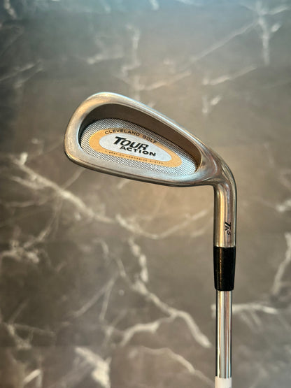 USED Cleveland Tour Action 4 Iron RH
