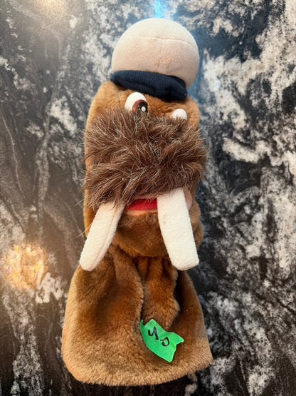 Vintage Walrus Head Cover