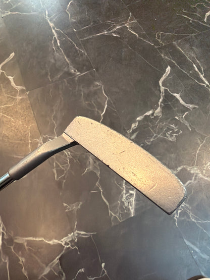 USED No Name Putter w/ Kingtex Grips