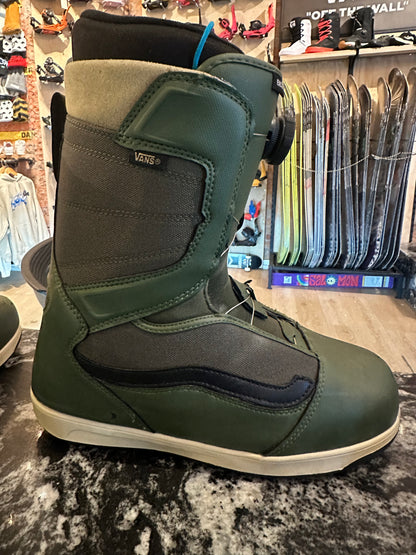 Used Vans encore size 10