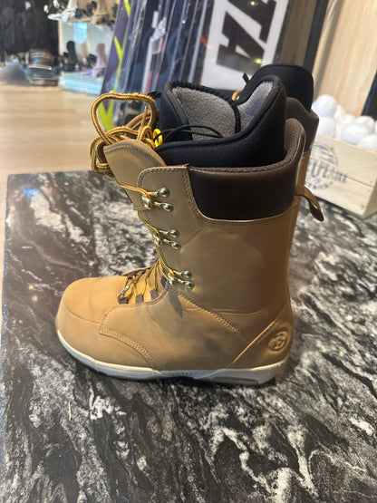 Used Burton Boxer Boots