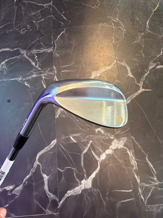 USED Epon Tour Custom 56 Degree Wedge LH