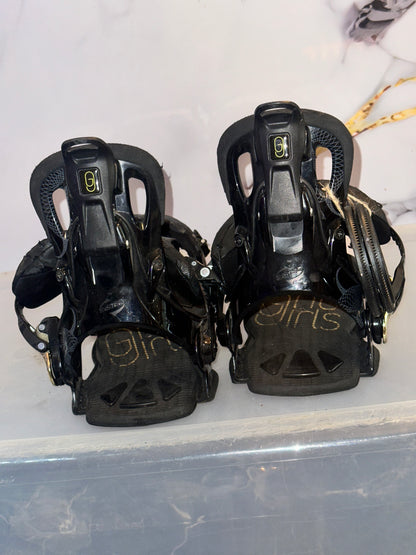 USED Gnu Women’s Flow Bindings Size MEDIUM