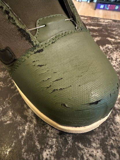 Used Vans encore size 10