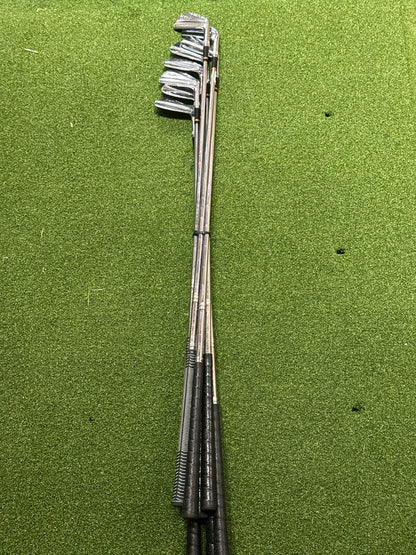 Used Wilson Staff Fluid Feel Iron Set (3,4,5,6,7,8,9,SW)