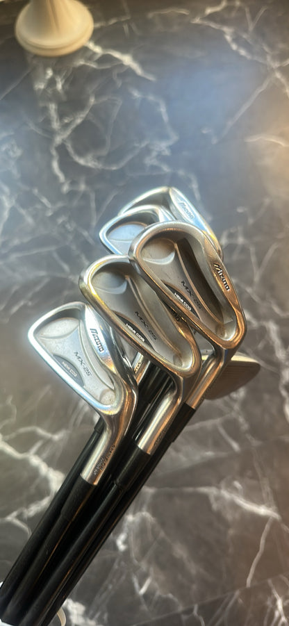 USED Mizuno MX-25 iron set 3-PW RH graphite stiff flex shafts