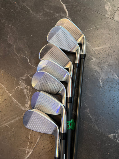 USED Cobra King F7 Iron Set 7pcs (5,6,7,8,9,G,P) LH