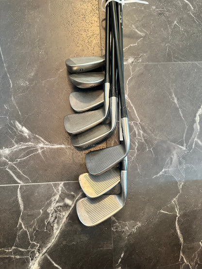 USED Mizuno MX-23 Iron set 3-Pw 8 clubs RH R-flex