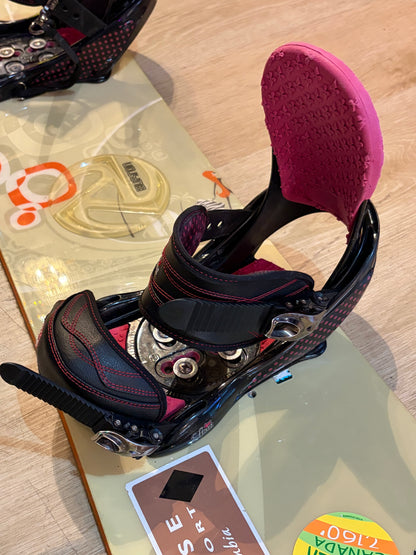 USED SALOMON Radiant 143 Snowboard combo