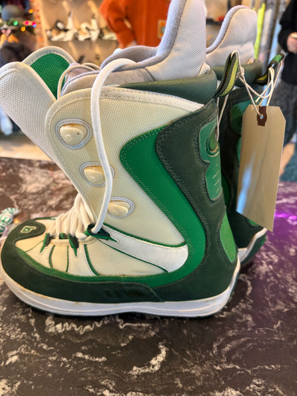 USED Burton Bone Out Boots WMNS 7