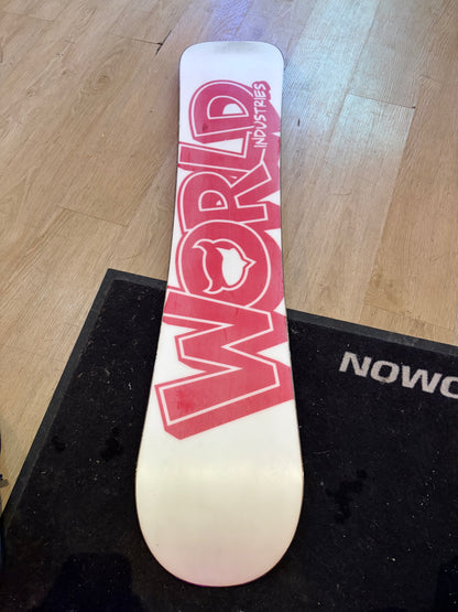 USED World Industries Snowboard