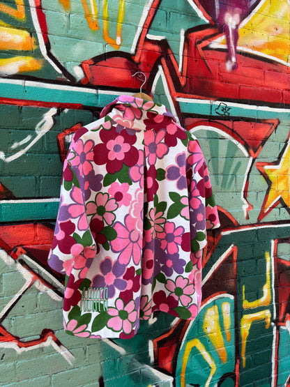 FLOWER POP COLLARED TOP