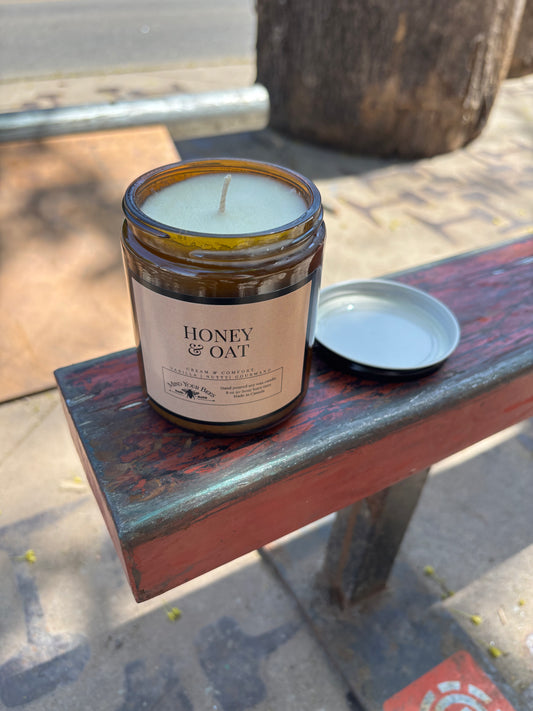 Mind Your Bees - HONEY & OAT Candle