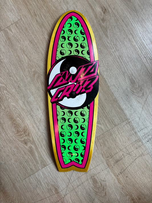 Santa Cruz - Shark Yin Yang Dot 8.8" Cruiser Deck