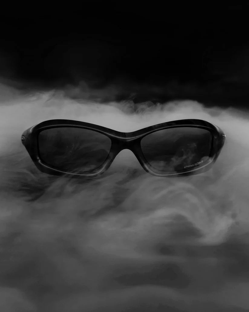 Oakley MUZM Fat Cat Sunglasses - Matte Black/Prizm Grey – The Oakley MUZM Fat Cat Sunglasses - Matte Black/Prizm Grey – The