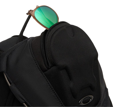 Oakley - Bathroom Sink Recycled Backpack, Blackout