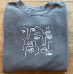 The Local - Crewneck, Many Faces. Grey